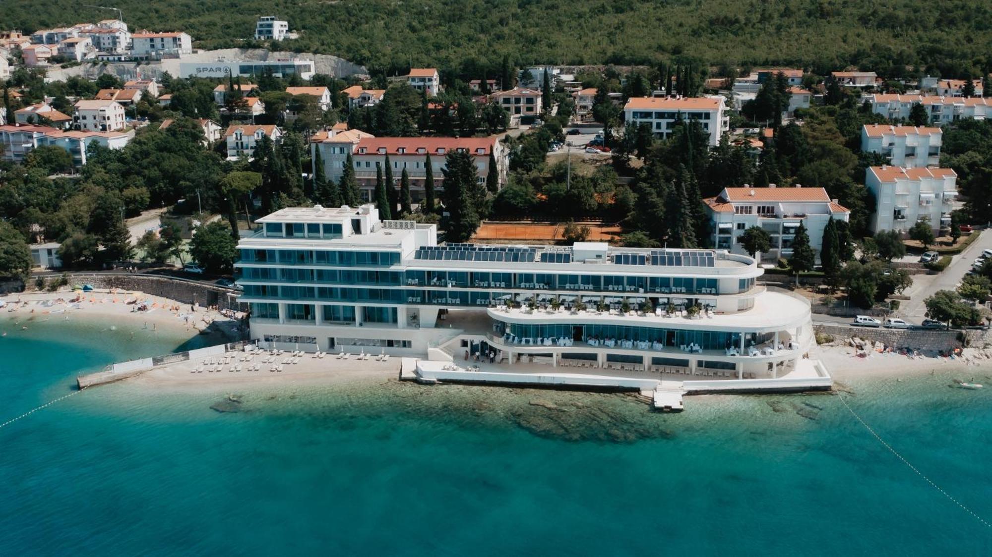 Luxury Hotel Amabilis Selce Exterior photo